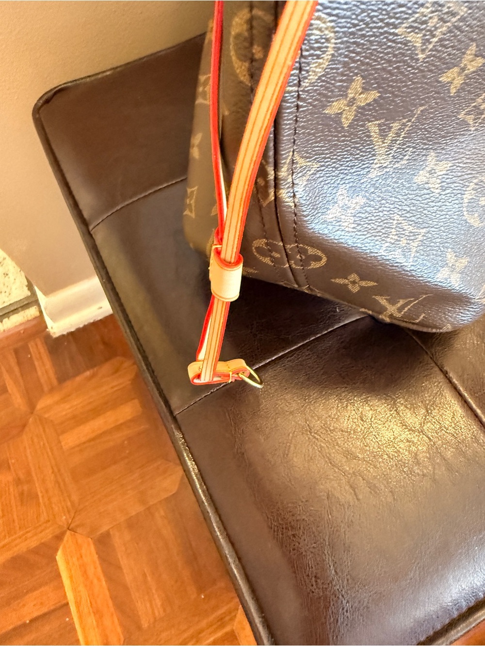 Monogram Neverfull Tote Bag in Brown and Natural Vachetta - Picture 4 of 16